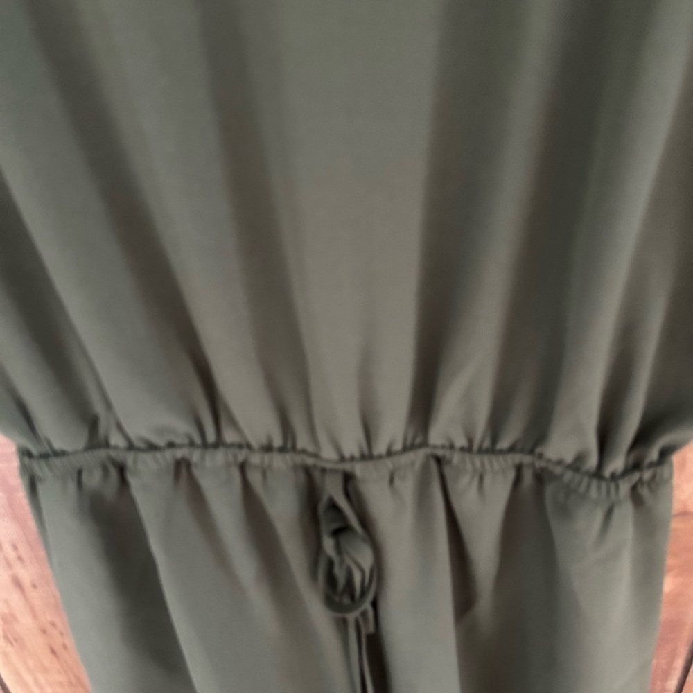 NWT Iris Olive Green Romper Size Large - Picture 6 of 11